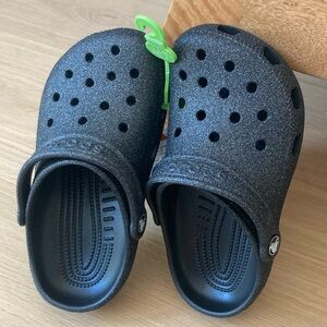NWT black glitter kids crocs sz 1